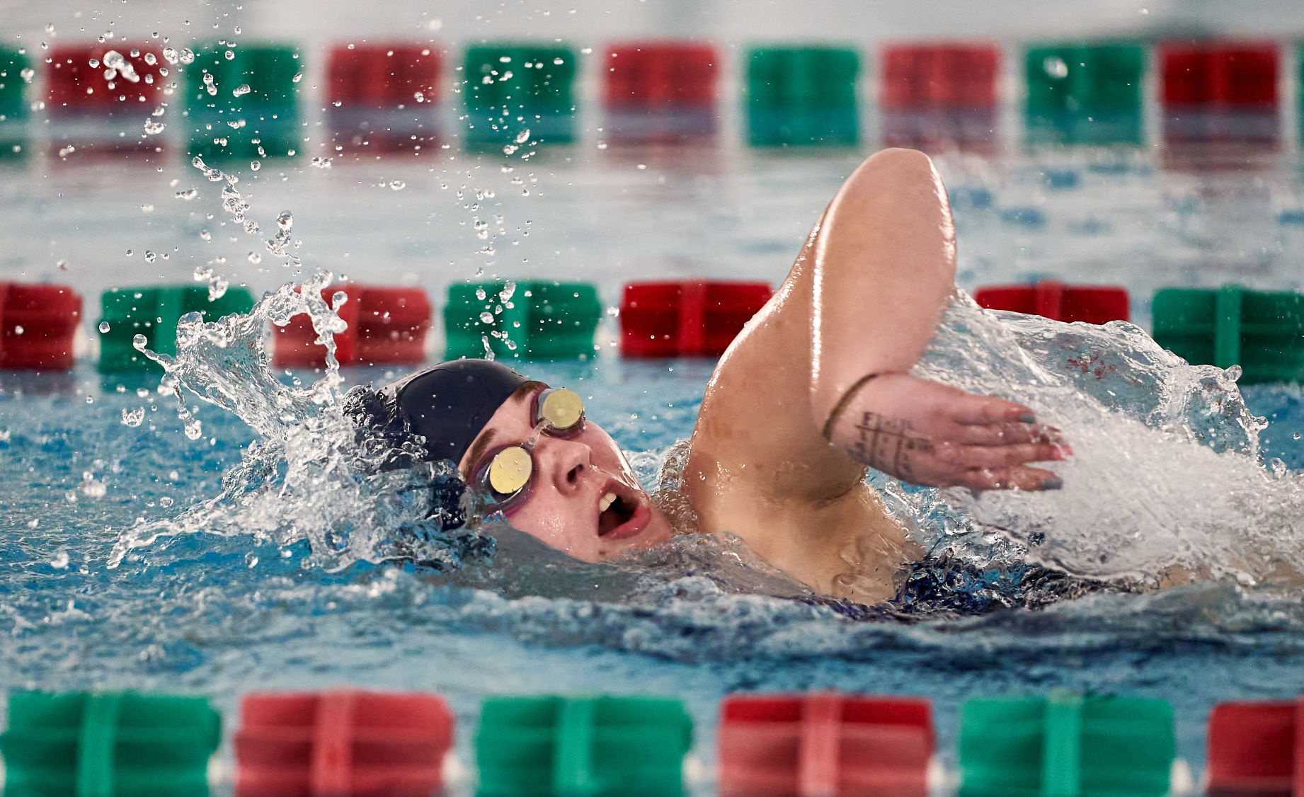200108 EBHS SWIM 14.jpg